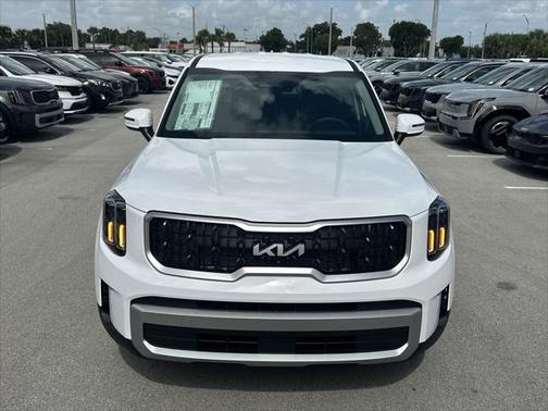 2025 Kia Telluride LX