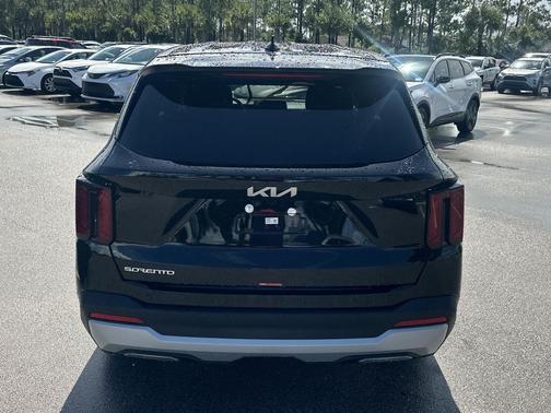 2026 Kia Sorento LX