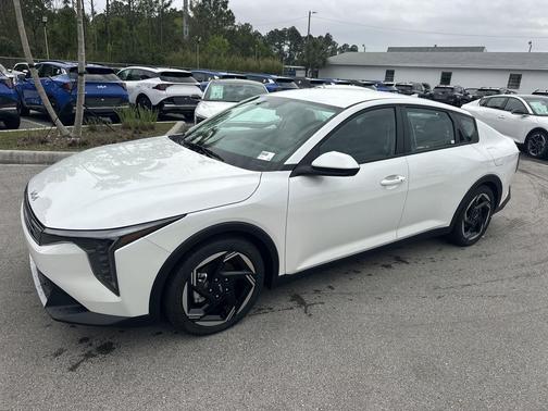 2026 Kia K4 EX