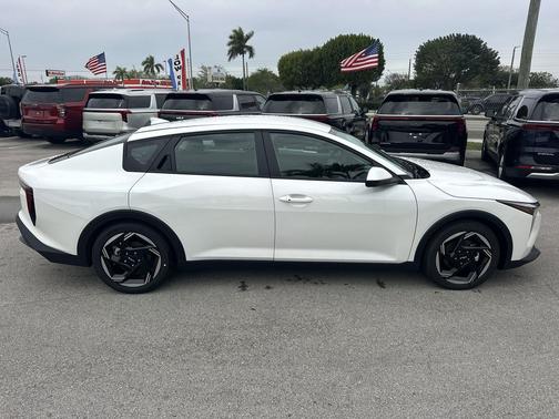 2026 Kia K4 EX