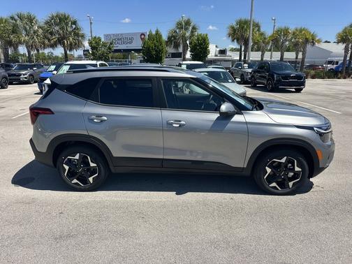 Steel Gray 2026 Kia Seltos S