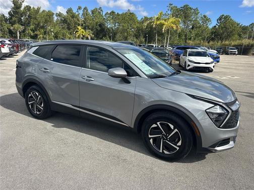 2023 Kia Sportage Hybrid LX