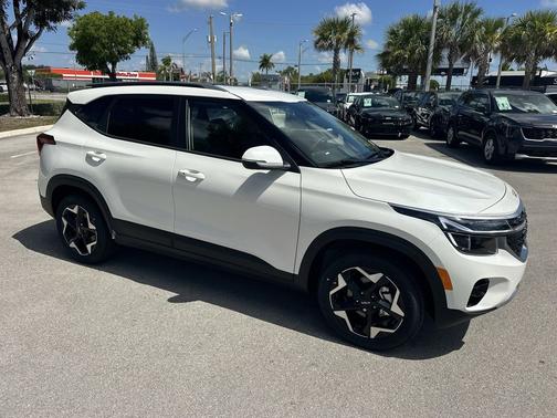 Snow White Pearl 2026 Kia Seltos S