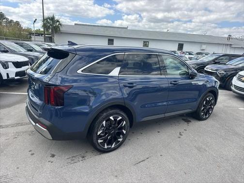 2025 Kia Sorento EX