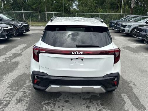 2025 Kia Seltos EX