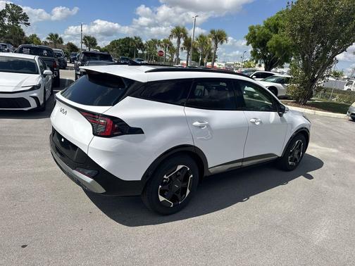 2026 Kia Sportage SX