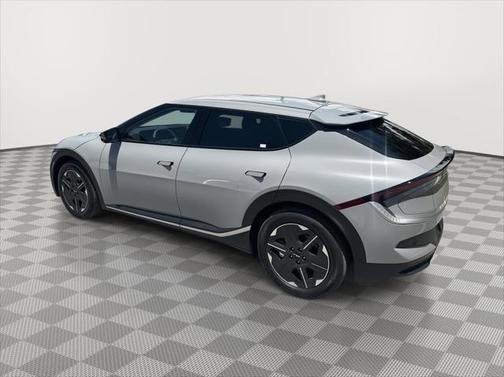 2025 Kia EV6 Light Long Range