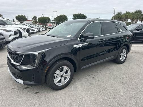 2026 Kia Sorento LX