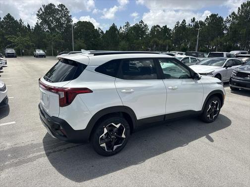 2025 Kia Seltos EX