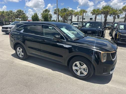 Ebony Black 2026 Kia Sorento LX
