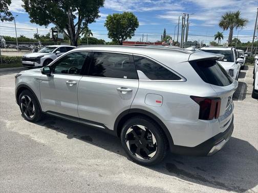 2025 Kia Sorento Hybrid EX