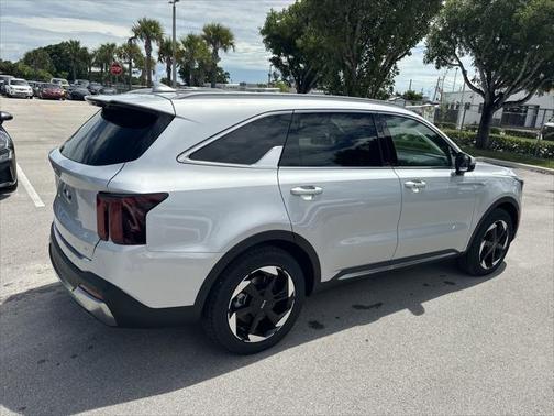 2025 Kia Sorento Hybrid EX