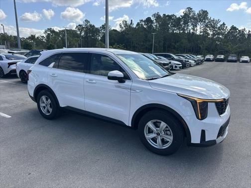 2025 Kia Sorento LX