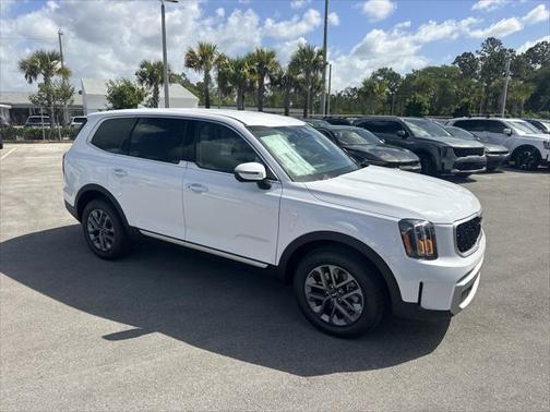 2025 Kia Telluride LX