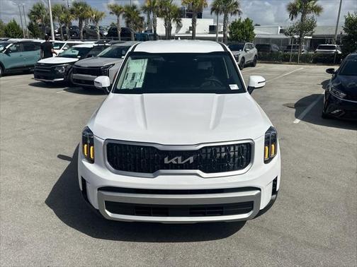 2025 Kia Telluride LX