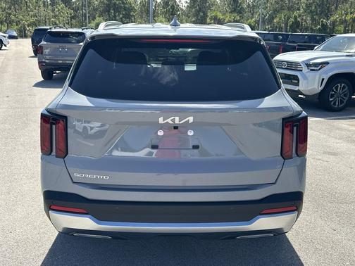 Wolf Gray 2026 Kia Sorento EX