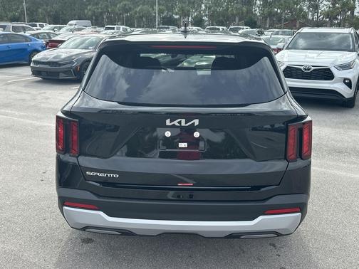 2026 Kia Sorento LX
