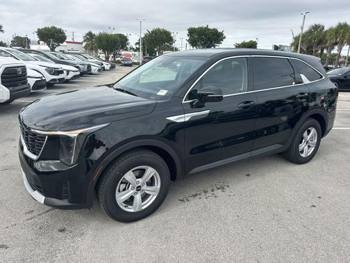 2026 Kia Sorento LX
