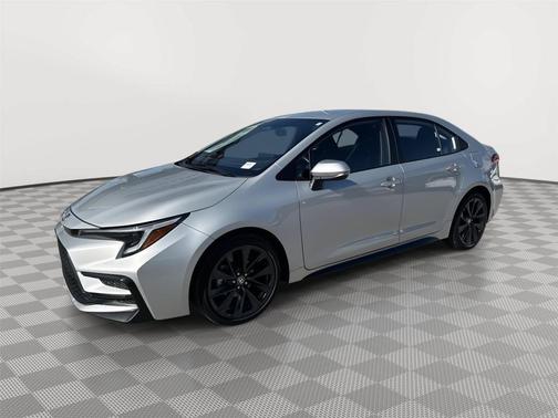 Classic Silver Metallic 2024 Toyota Corolla SE