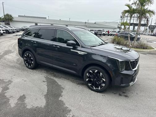 2025 Kia Sorento EX
