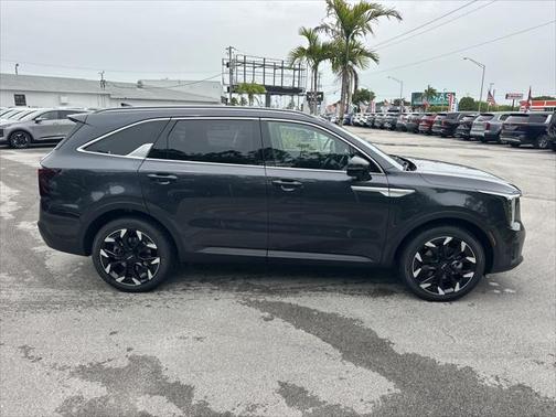 2025 Kia Sorento EX