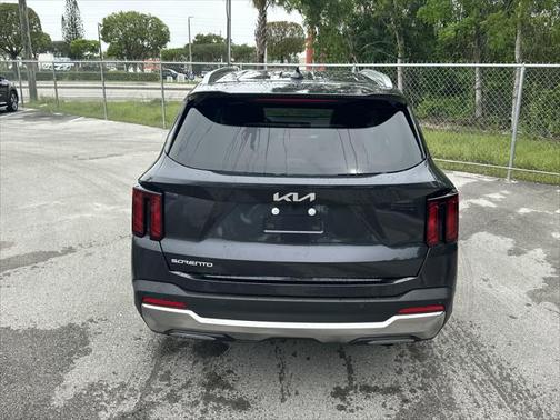 2025 Kia Sorento EX