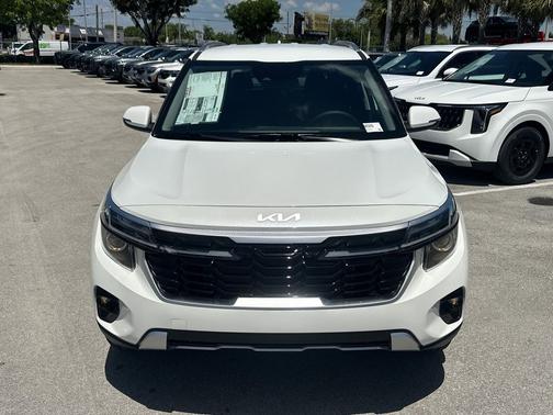 Snow White Pearl 2026 Kia Seltos S
