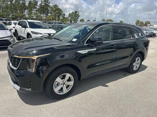 Ebony Black 2026 Kia Sorento LX