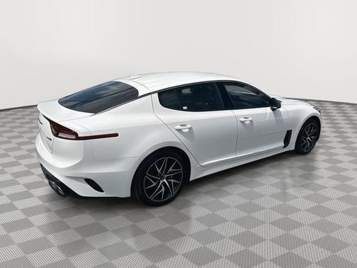 2023 Kia Stinger GT-Line