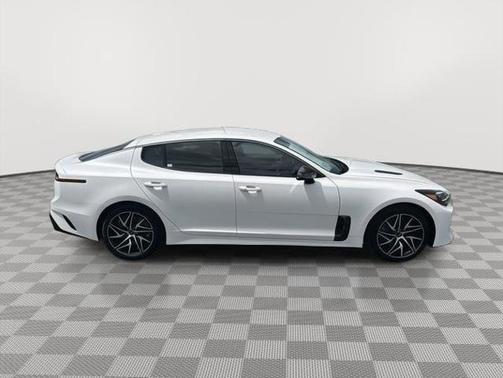 2023 Kia Stinger GT-Line