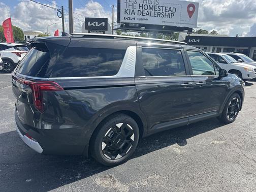 Panthera Metal 2026 Kia Carnival EX