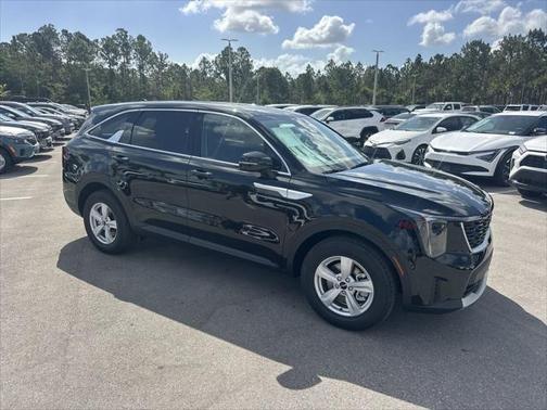2025 Kia Sorento LX