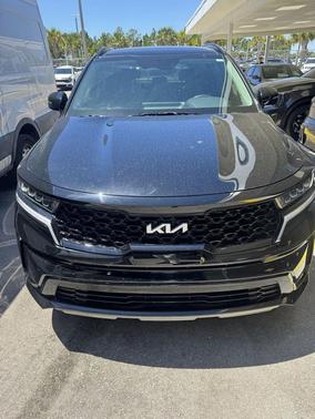 Ebony Black 2023 Kia Sorento S
