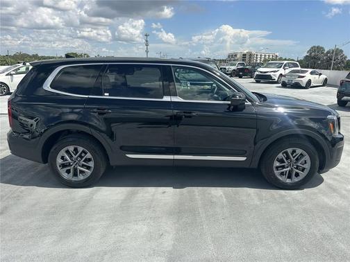2025 Kia Telluride LX