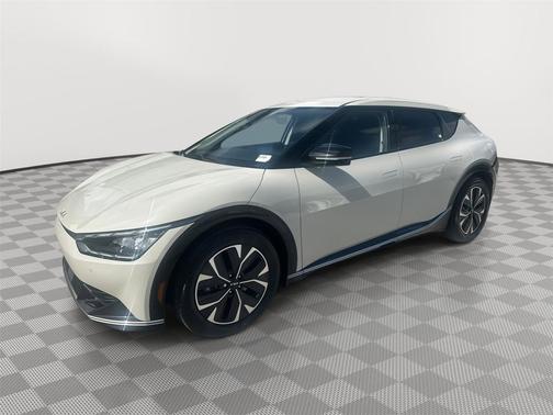 Glacier 2024 Kia EV6 Wind