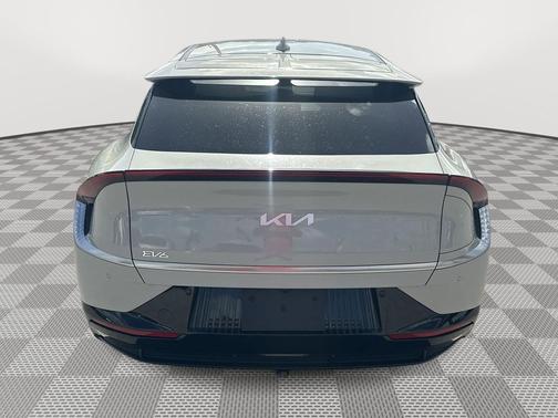 Glacier 2024 Kia EV6 Wind