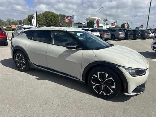 Glacier 2024 Kia EV6 Wind