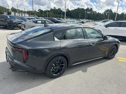 2025 Kia K4 GT-Line Turbo