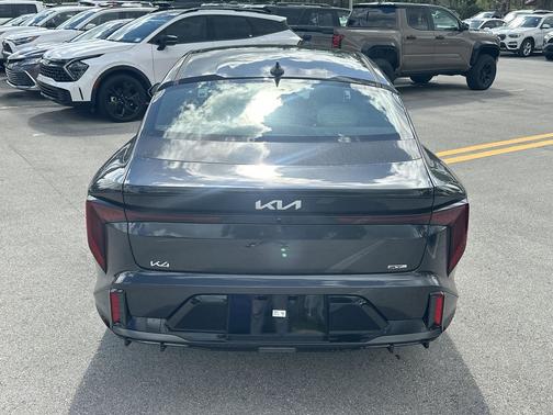 2025 Kia K4 GT-Line Turbo
