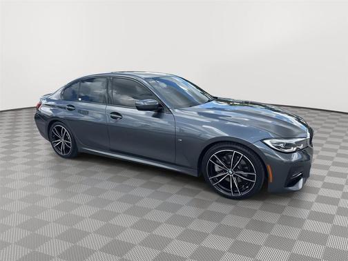 2022 BMW 330 330i