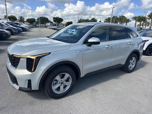 2026 Kia Sorento LX