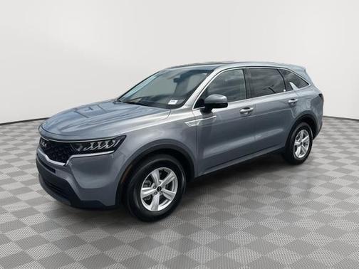 2022 Kia Sorento LX