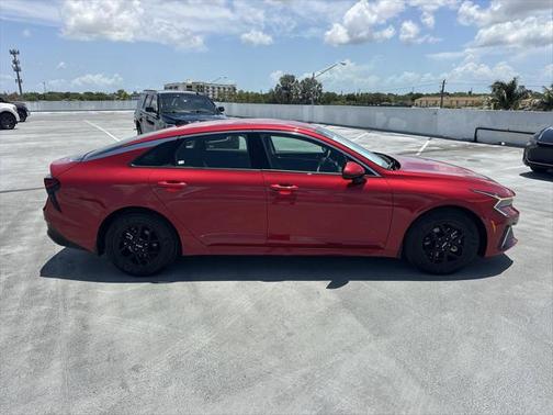 2025 Kia K5 LXS