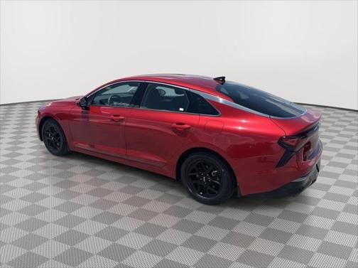 2025 Kia K5 LXS