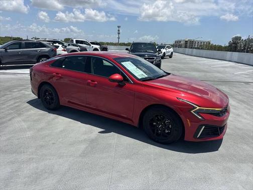 2025 Kia K5 LXS
