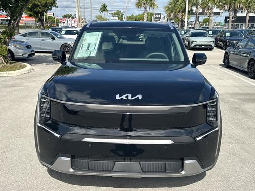 2026 Kia EV9 Wind