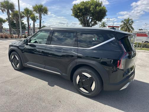 2026 Kia EV9 Wind