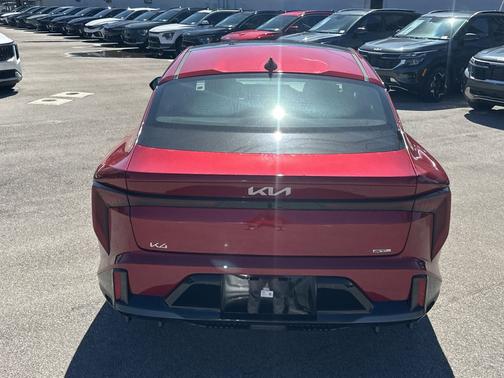 2025 Kia K4 GT-Line Turbo
