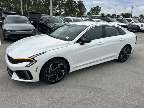2026 Kia K5 GT-Line