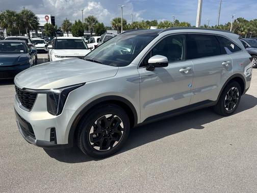 Ivory Silver 2026 Kia Sorento S